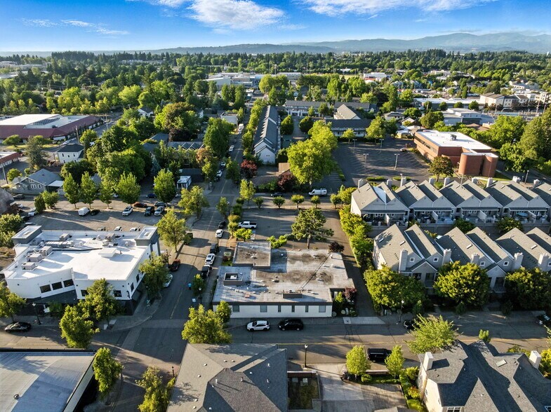 More Photos Of 400 NE Roberts Ave, Gresham Medical For Sale