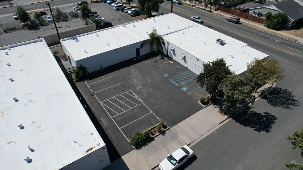 More Photos Of 253 N Rebecca St, Pomona Manufacturing For Sale