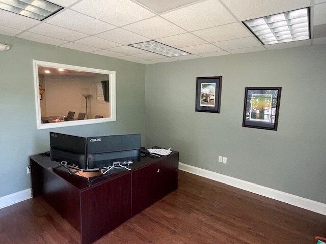 More Photos Of 8600 Sam Furr Rd, Huntersville Office For Lease