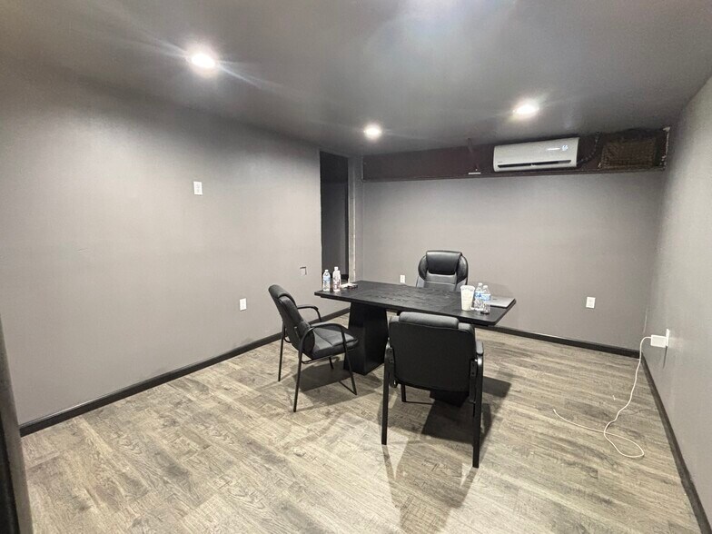 More Photos Of 1037 Enterprise Ave, San Jacinto Warehouse For Sale