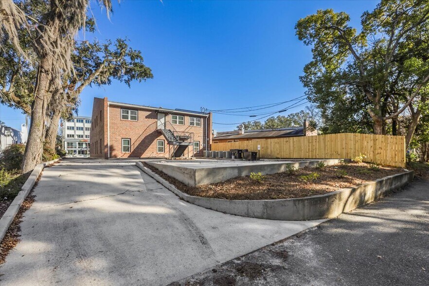 More Photos Of 1310 Thomasville Rd, Tallahassee Office For Sale