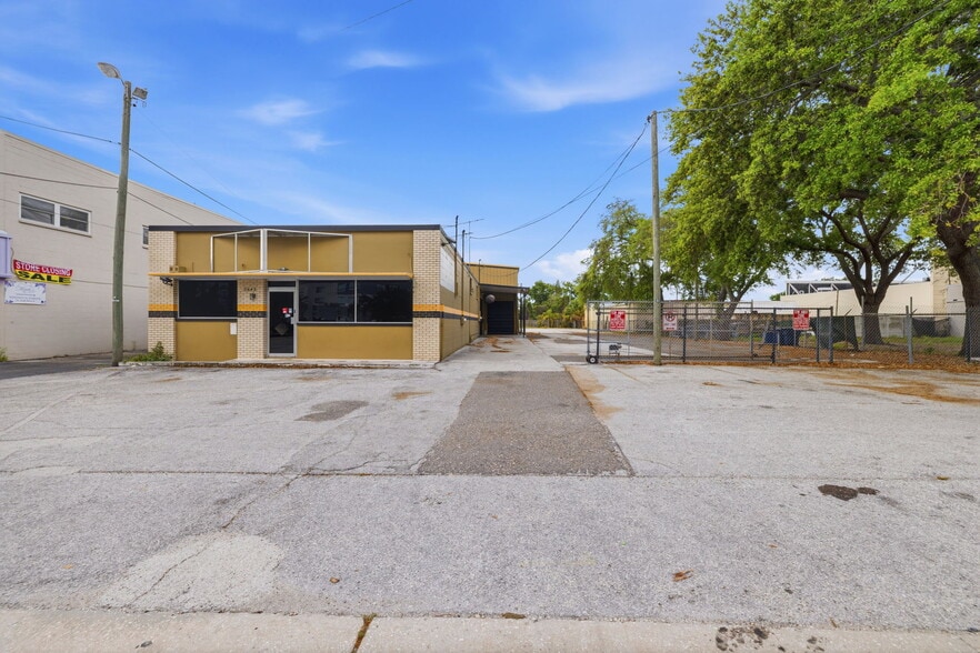 More Photos Of 3642 W Cypress St, Tampa Light Manufacturing For Sale
