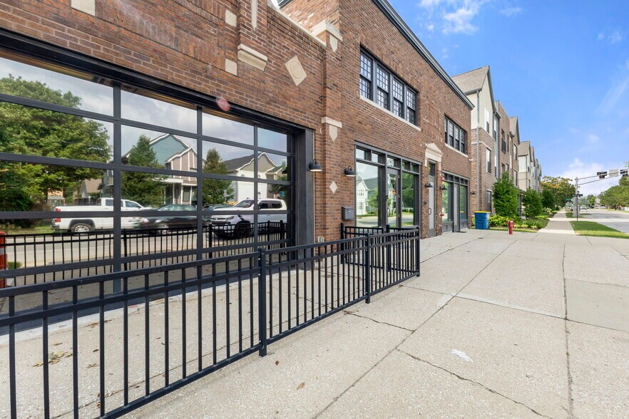 Primary Photo Of 1828-1834 Central Ave, Indianapolis Loft Creative Space For Sale