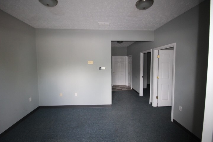More Photos Of 1845 S Lee Ct, Buford Flex For Lease