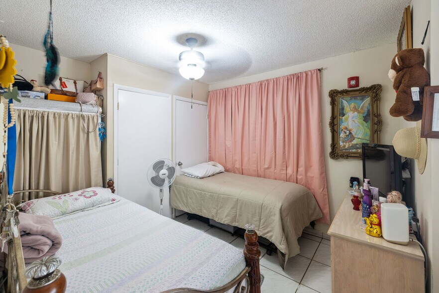 More Photos Of SW 127 Ave & SW 104 St, Miami Assisted Living For Sale