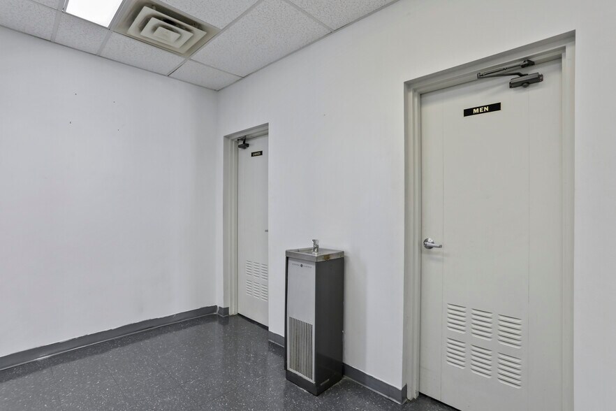 More Photos Of 103 W Main St, Hedgesville Office For Lease