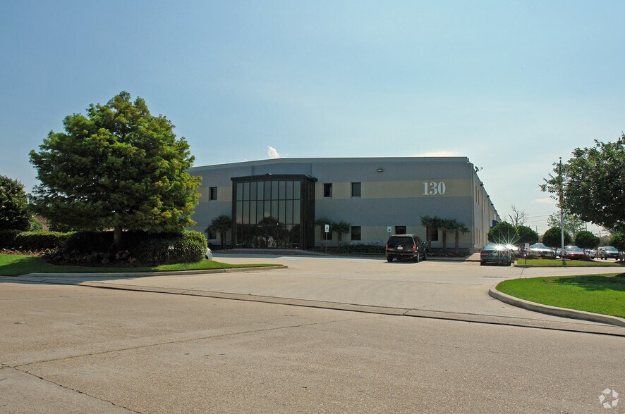 More Photos Of 130 James Dr E, Saint Rose Office For Lease