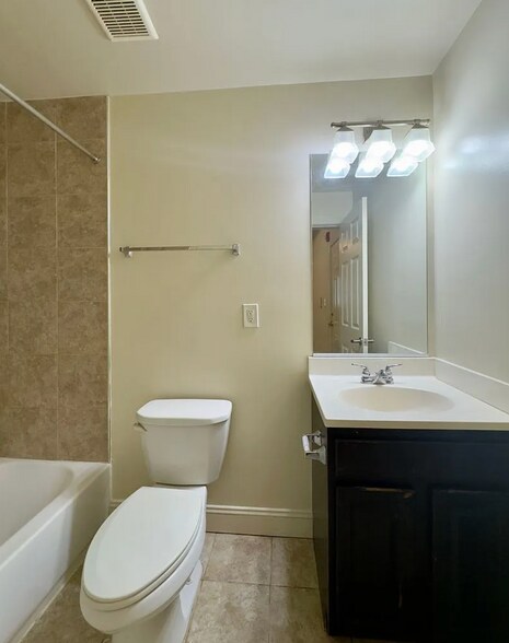 More Photos Of 214 E Biddle St, Baltimore Apartments For Sale