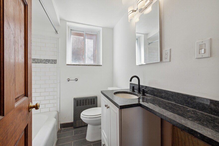 More Photos Of 2521 W McNichols Rd, Detroit Apartments For Sale