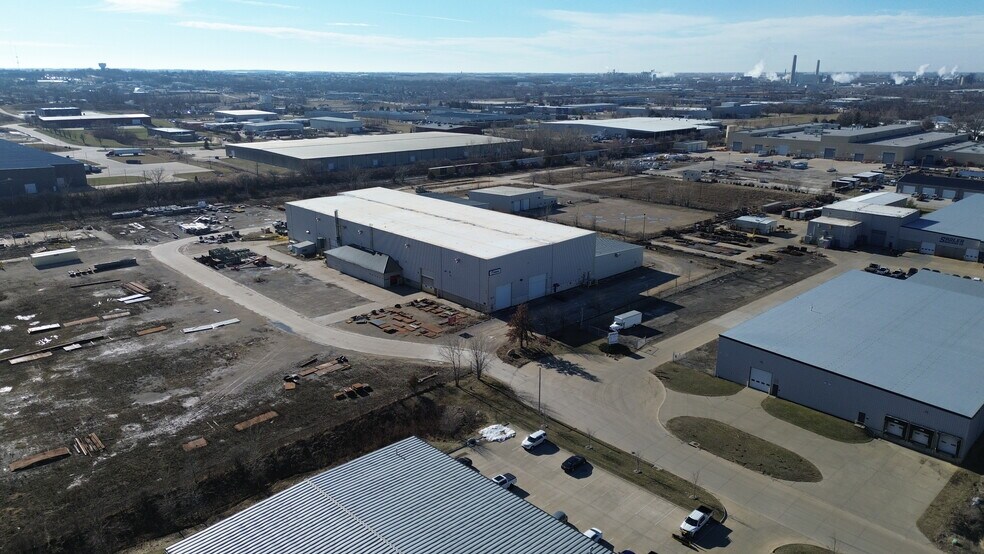 More Photos Of 4200 Thomas Dr SW, Cedar Rapids Warehouse For Sale
