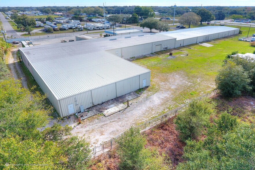 More Photos Of 707 W Lake Dr, Wimauma Industrial For Sale