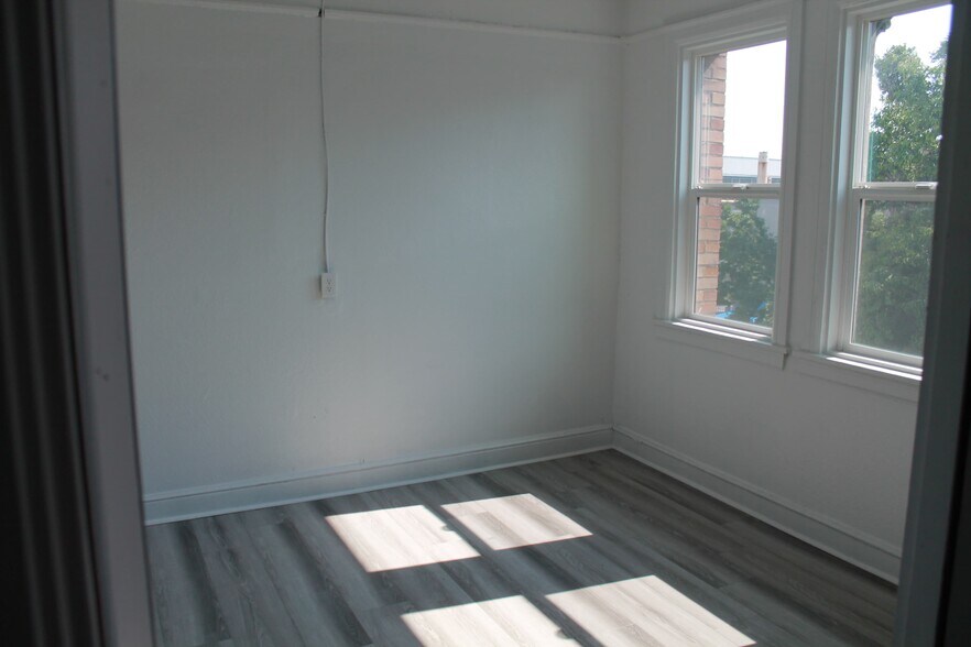 More Photos Of 28 S American St, Stockton Apartments For Sale