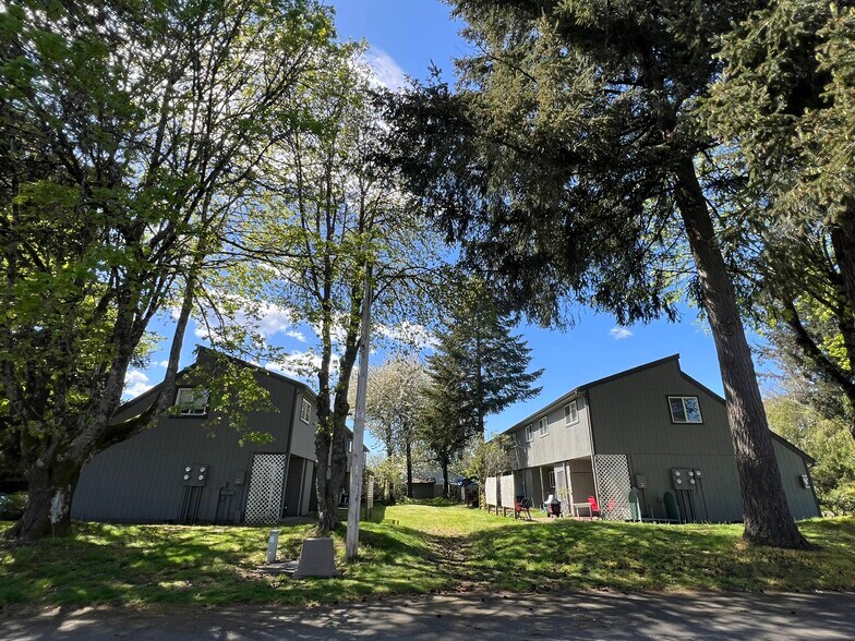 More Photos Of 5650 Yelm Hwy SE, Lacey Multifamily For Sale