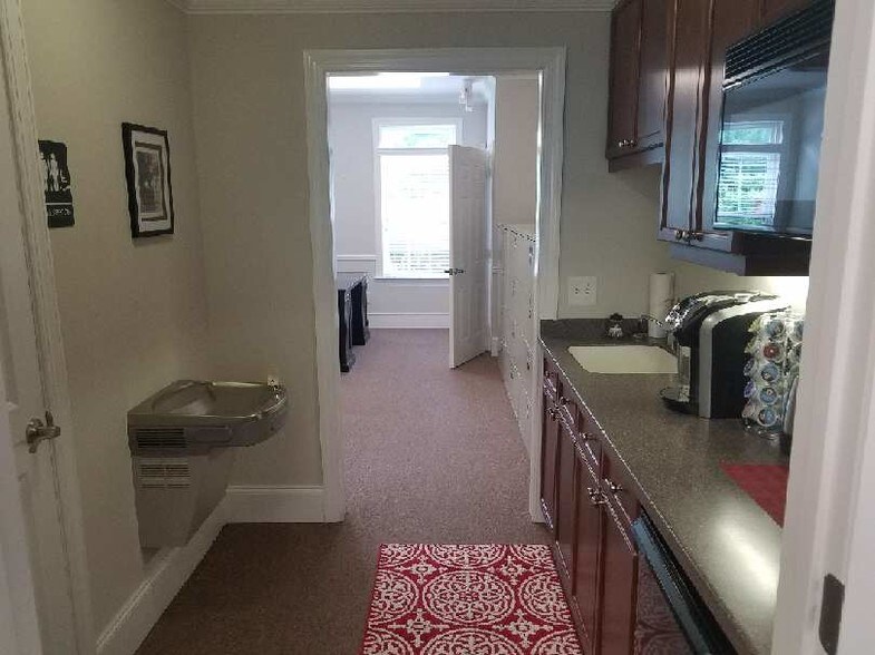 More Photos Of 321 Billingsly Ct, Franklin Office For Lease
