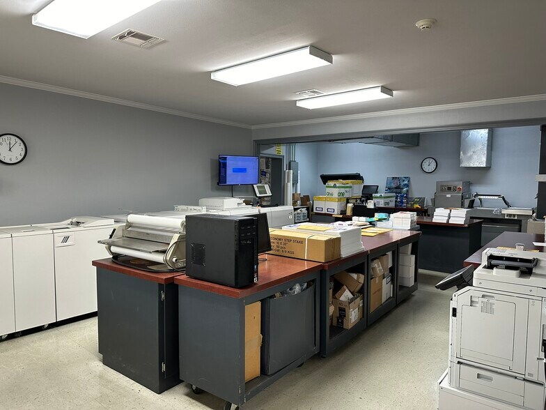 More Photos Of 23525 Eden St, Plaquemine General Retail For Sale