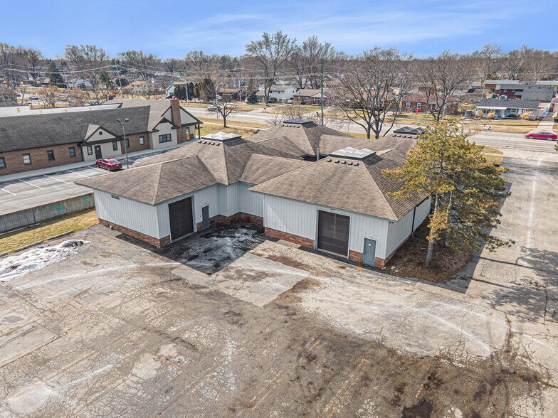 More Photos Of 18340 Middlebelt Rd, Livonia Office For Sale