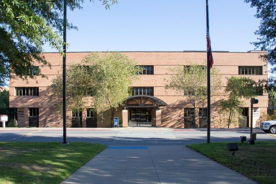 More Photos Of 1 St. Vincent Cir, Little Rock Medical For Sale