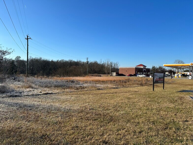 More Photos Of 6240 Asheville Highway Hwy, Knoxville General Retail For Lease