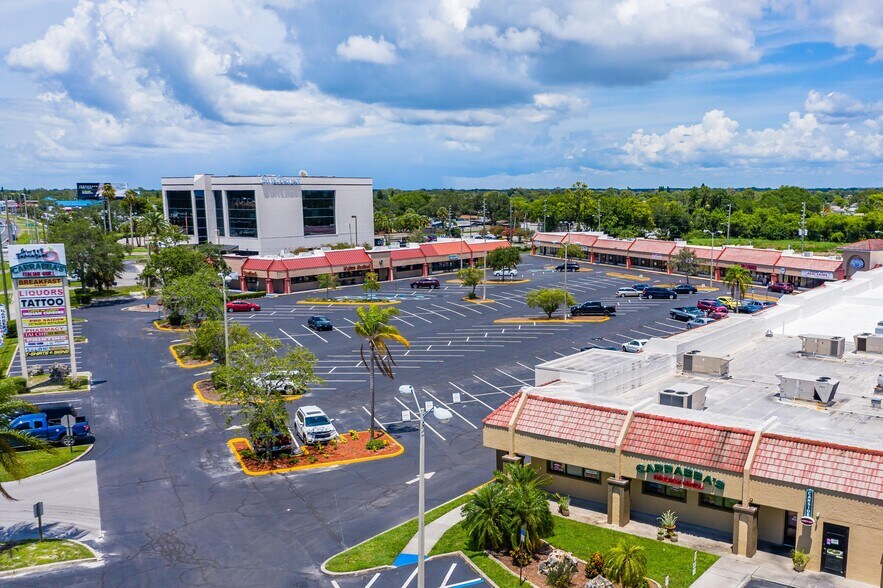 More Photos Of 10110-10156 US Highway 19, Port Richey Unknown For Lease