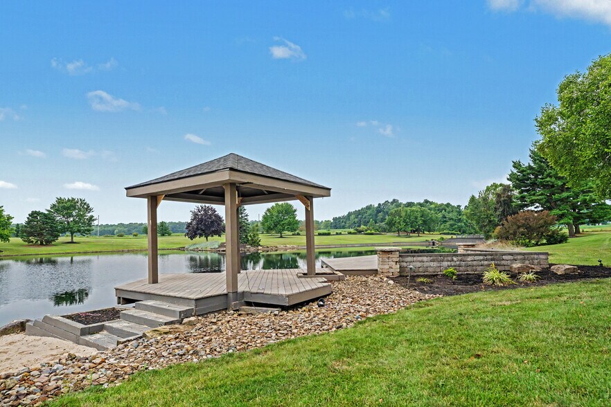 More Photos Of 7291 Stone Rd, Medina Office For Sale
