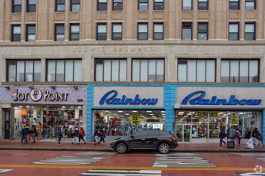 More Photos Of 16519-16525 Jamaica Ave, Jamaica Office For Lease