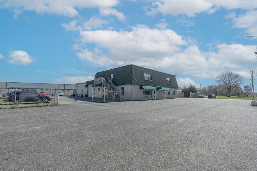 More Photos Of 1325 S Philadelphia Blvd, Aberdeen Office Residential For Sale