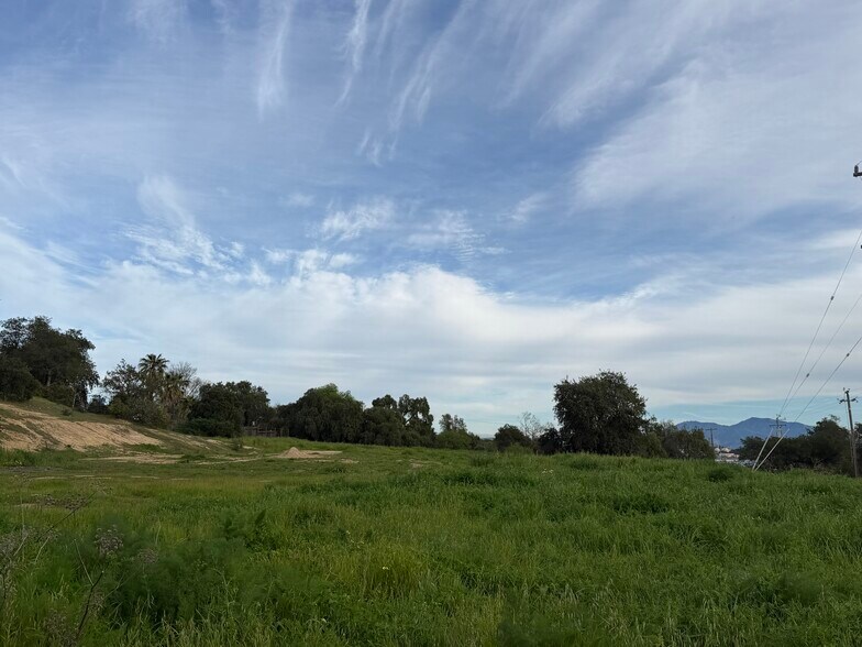 More Photos Of 625 E H St, Benicia Land For Sale