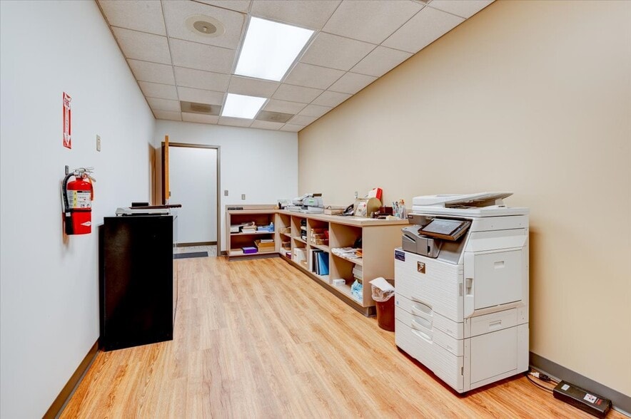 More Photos Of 100 W Antietam St, Hagerstown Office For Lease