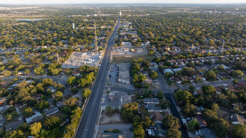 More Photos Of 12107 Toepperwein Rd, San Antonio Unknown For Sale