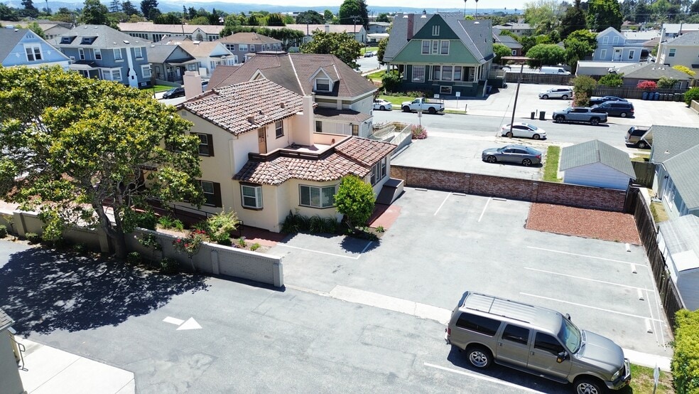 More Photos Of 140 Central Ave, Salinas Office For Sale