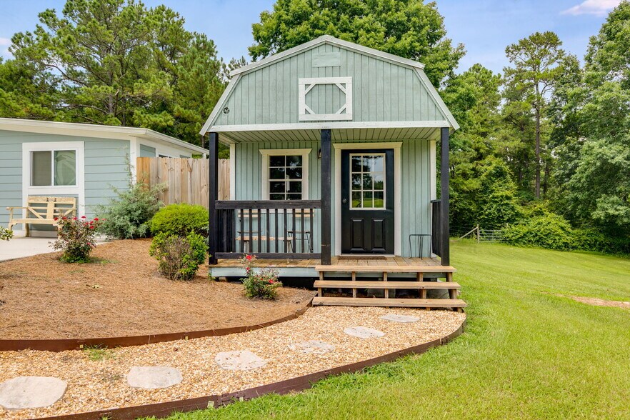 More Photos Of 100 McPherson Rd, Villa Rica Lodge Meeting Hall For Sale