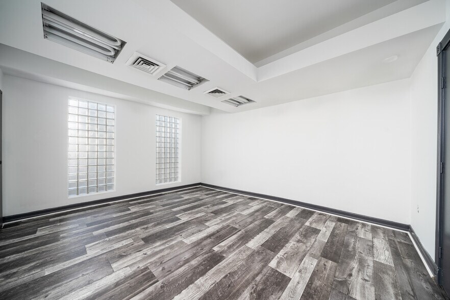 More Photos Of 512 42nd St, Union City Medical For Lease