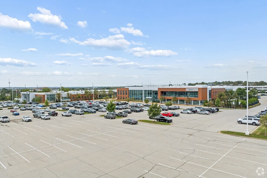 More Photos Of 6800 W 115th St, Overland Park Coworking Space