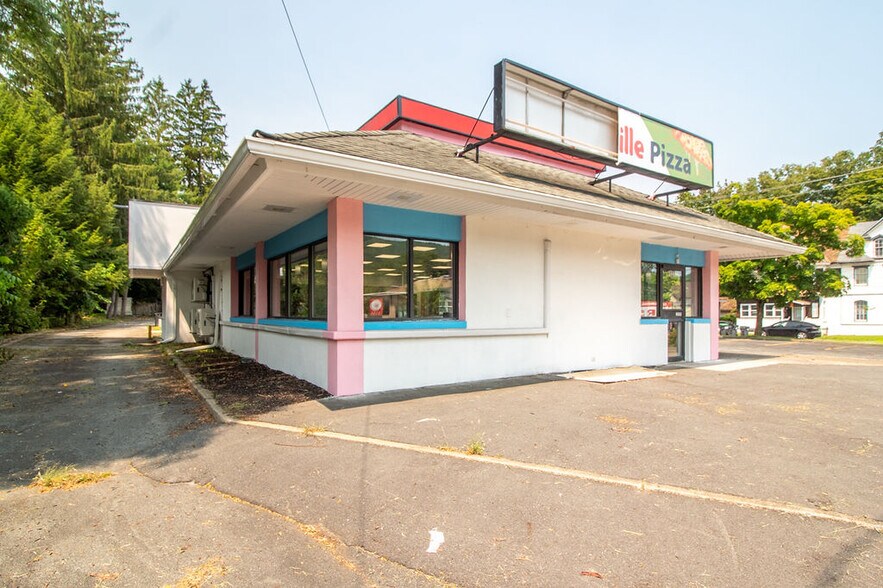 More Photos Of 127 S Main St, Ellenville Fast Food For Sale