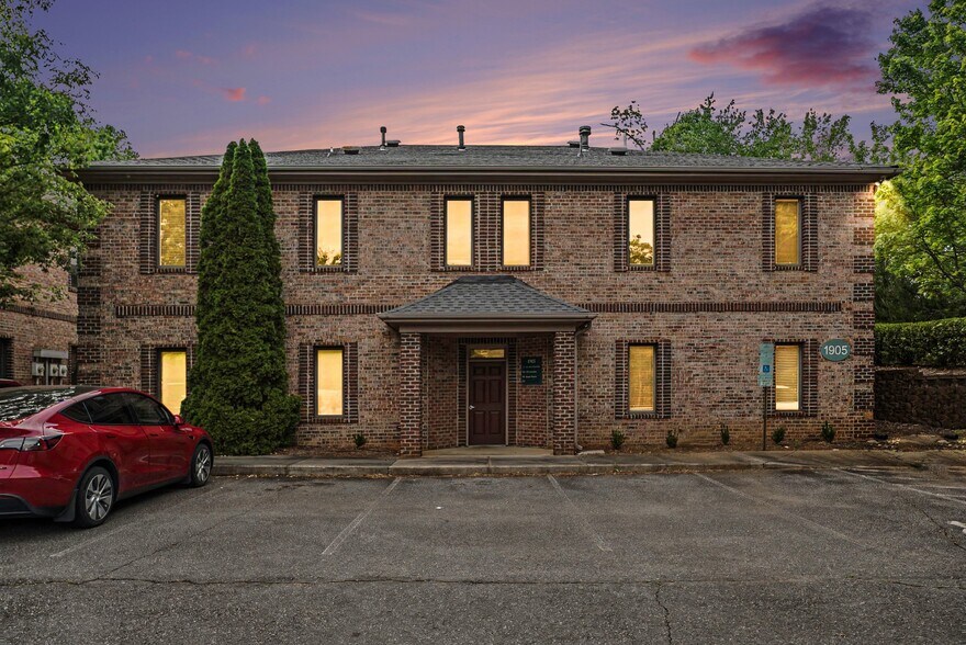 More Photos Of , Charlotte Office For Sale