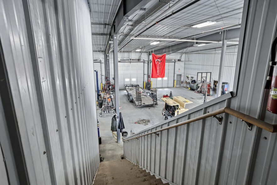 More Photos Of 3820 37 Ave S, Fargo Manufacturing For Sale