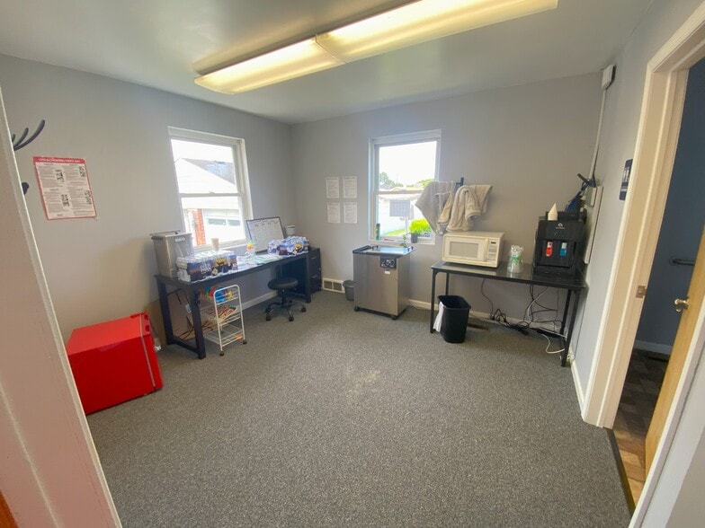 More Photos Of 3103 W Emaus Ave, Allentown Medical For Lease