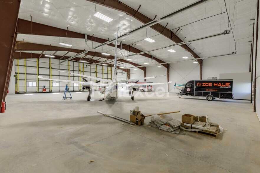 More Photos Of 2168 1500 N St st, Cedar City Airplane Hangar For Sale