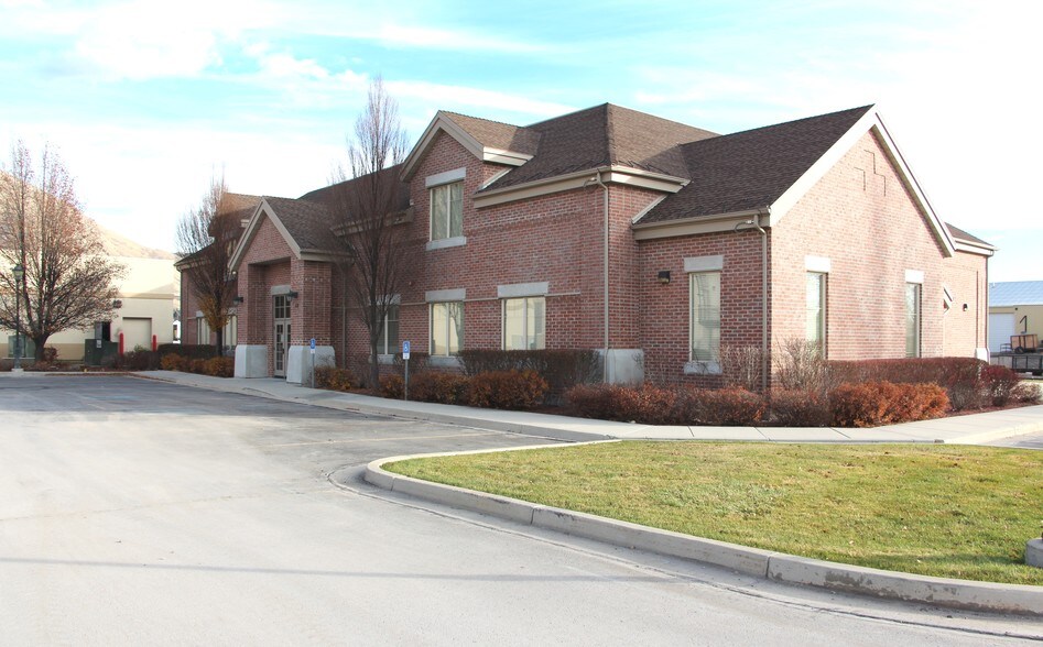 More Photos Of 59 W 900 N, Springville Office For Lease