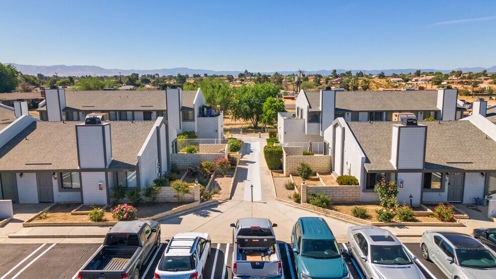 More Photos Of 19087 Allegheny Rd, Apple Valley Apartments For Sale