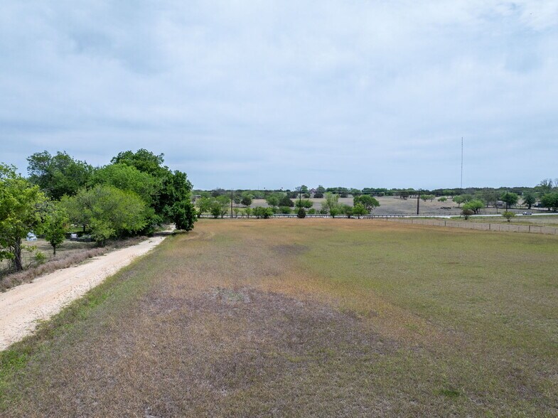 More Photos Of 409 Franks Rd, New Braunfels Land For Sale