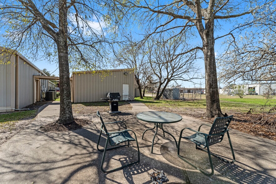 More Photos Of 24950 Spring Ridge Dr, Spring Office For Lease