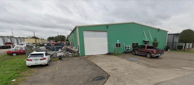More Photos Of 713 Nebraska St, South Houston Warehouse For Sale