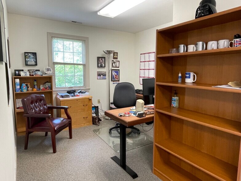 More Photos Of 350 S Main St, Doylestown Office For Lease