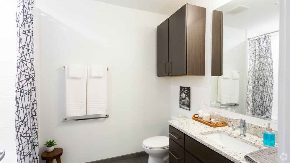 More Photos Of 728 Market St, Chattanooga Apartments For Sale