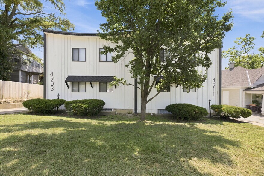 Primary Photo Of 4911 Walnut St, Kansas City Apartments For Sale