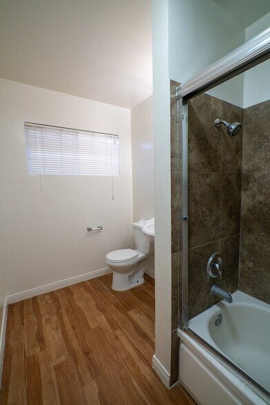 More Photos Of 1774-1780 W Juno Ave, Anaheim Apartments For Sale