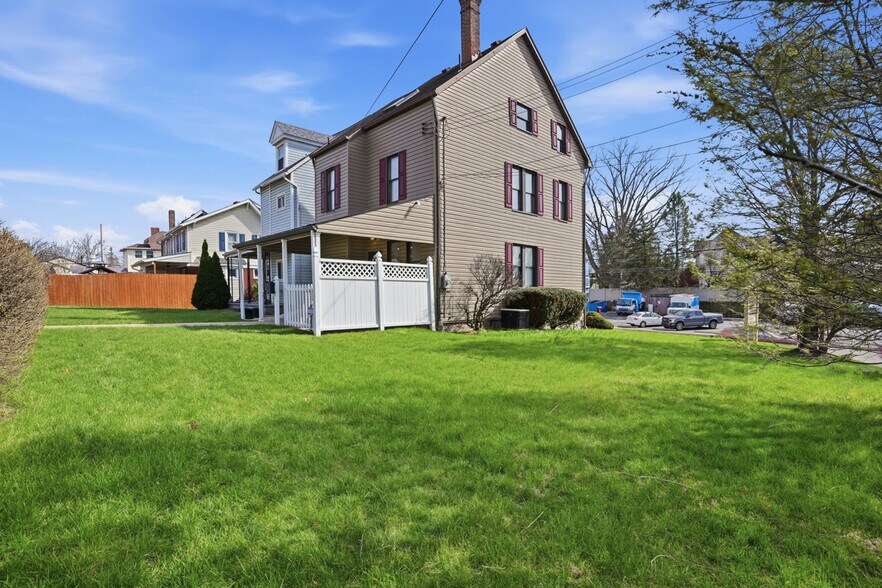 More Photos Of 8306 Ohio River Blvd, Pittsburgh Office For Sale