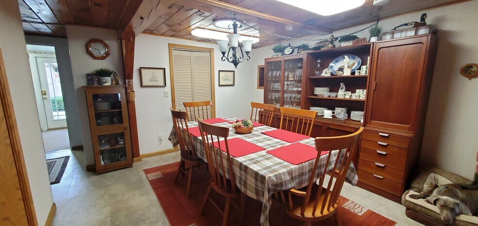 More Photos Of 8465 Cornell Rd, Henderson Marina For Sale