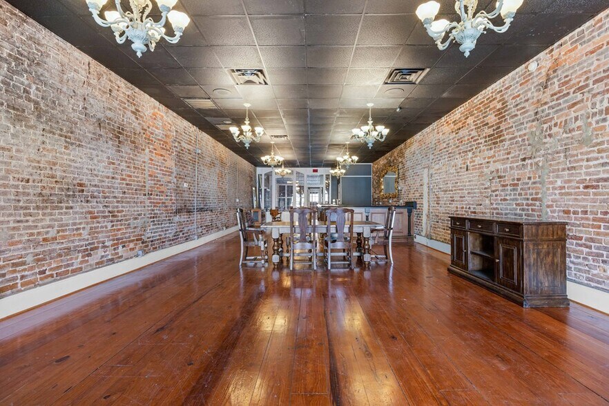 More Photos Of 219 E Screven St, Quitman Storefront Retail Office For Sale